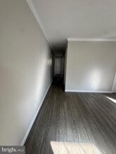 Building Photo - 615 Jackson Ave