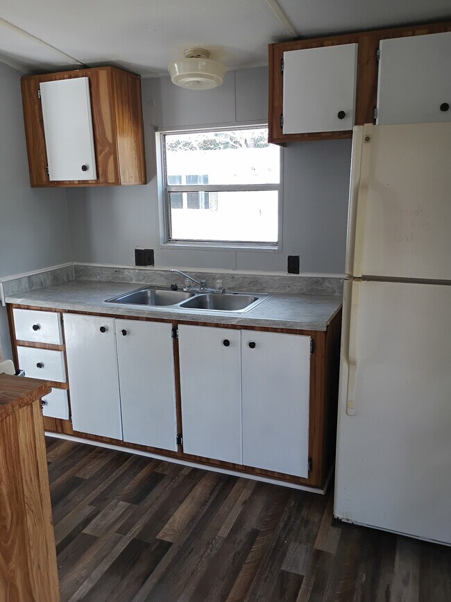 Foto del edificio - 99 Walnut Branch Dr