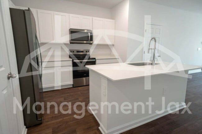 Building Photo - 5538 US-1
