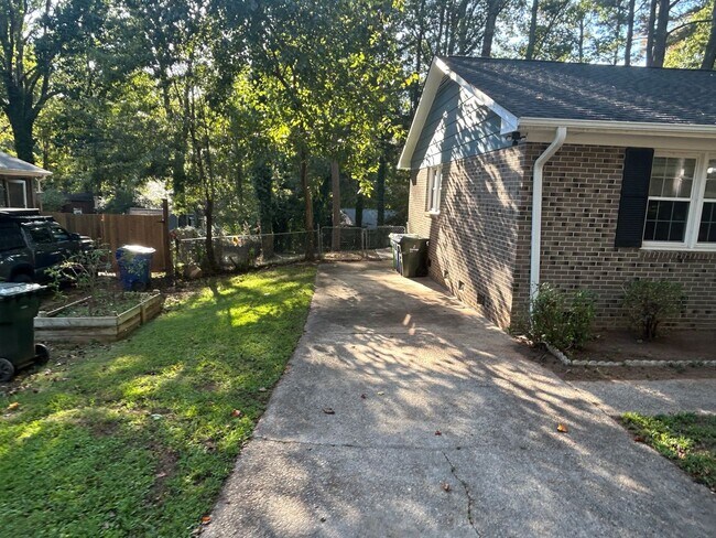 Foto del edificio - 7409 Barberry Ct