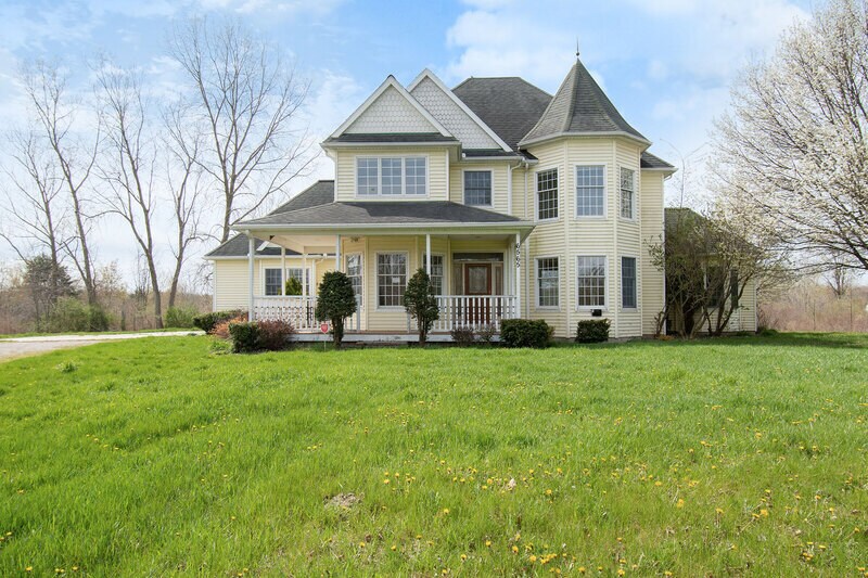 Foto principal - 6565 Springborn Rd