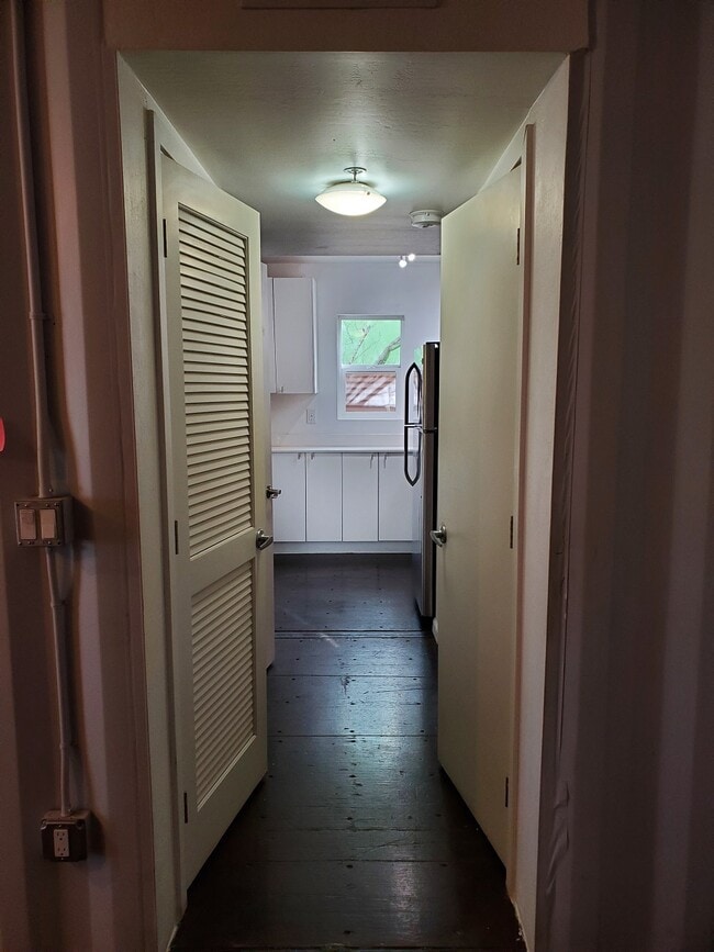 Foto del edificio - 1534 W Pierce St