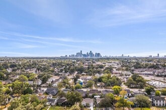 Building Photo - 319 Moody St Building Photo - 319 Moody St