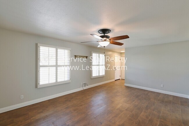 Building Photo - 3940 N Granite Reef Rd