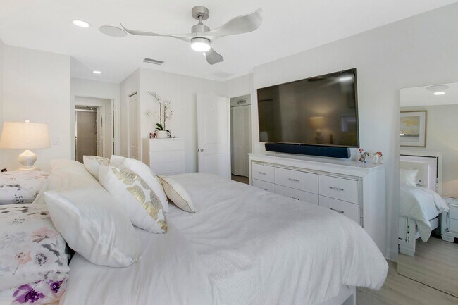 Foto del edificio - 1010 Willow Pl
