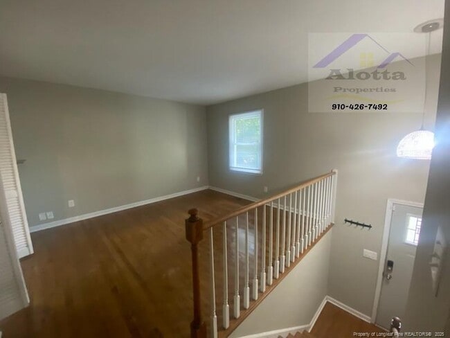 Foto del edificio - 5312 Bluewater Pl