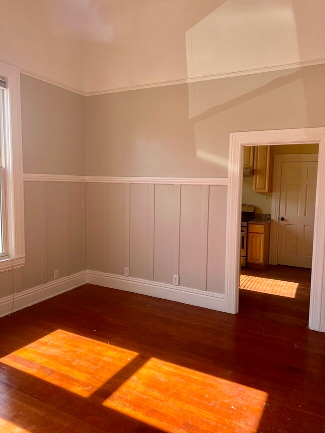 Communal/Living or FDR - 1701 Hyde St