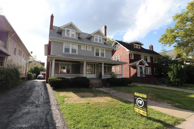 Foto del edificio - 1672 Glenmont Road