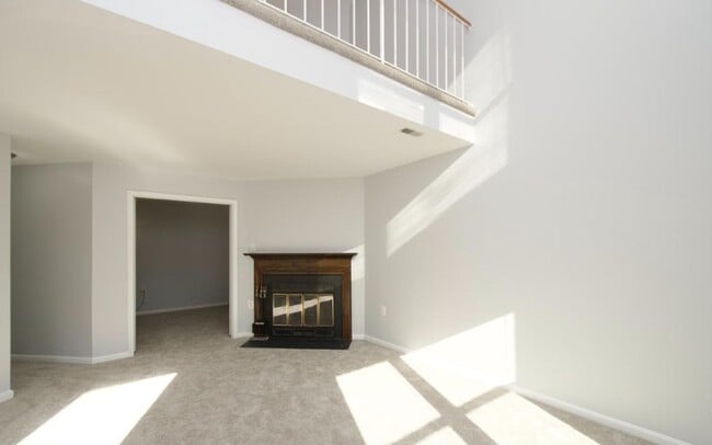 Building Photo - 7517 Belle Grae Dr