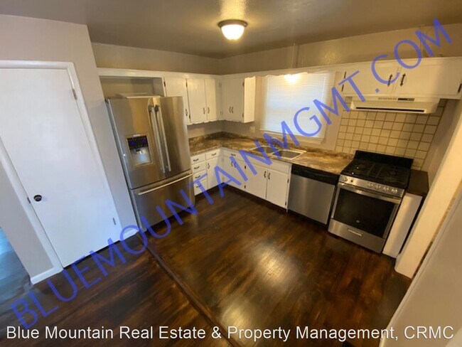 Foto del edificio - 3 br, 1 bath House - 1605 Grant Avenue
