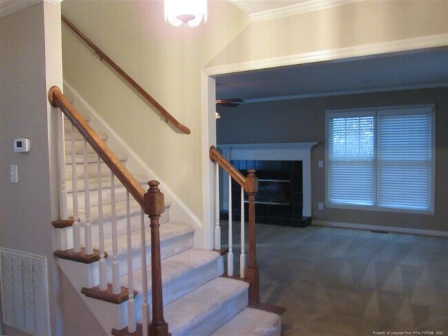 Foto del edificio - 7817 Expo St