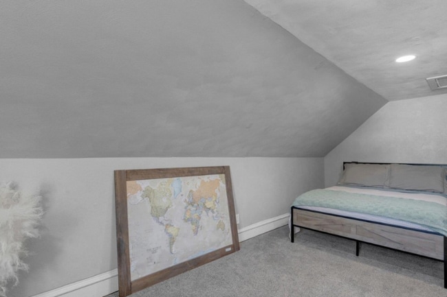 Building Photo - 1011 19th Ave