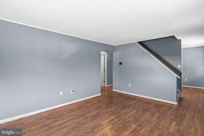 Building Photo - 7596 Amherst Dr