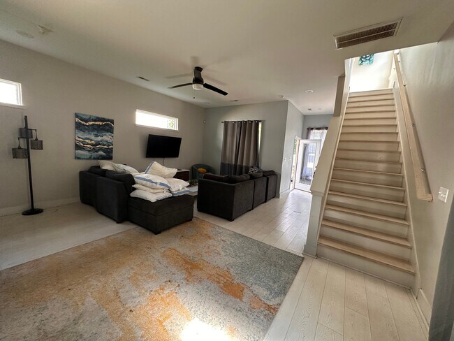 Foto del edificio - 4131 Merlane Dr