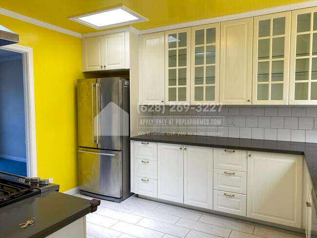 Foto del edificio - 1850 33rd Ave