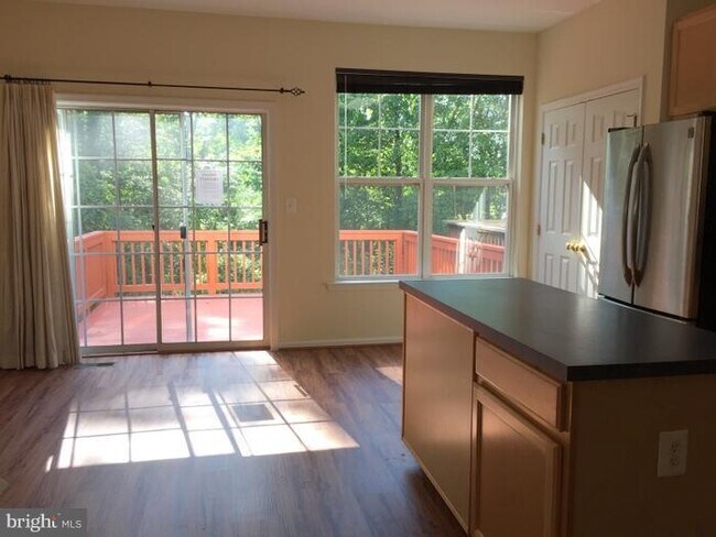 Building Photo - 21511 Welby Terrace