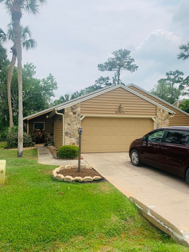 145 Gull Cir N, Daytona Beach, FL 32119 House for Rent in Daytona