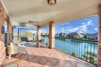 Building Photo - 17859 Camp Cove Dr Building Photo - 17859 Camp Cove Dr