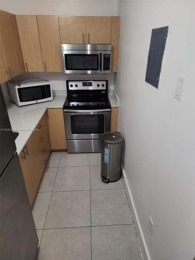 Foto del edificio - 4855 NW 7th St