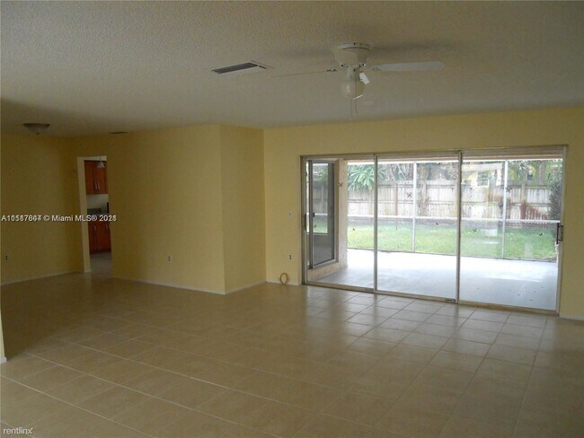 Building Photo - 3 br, 2 bath House - 8830 NW 6th St