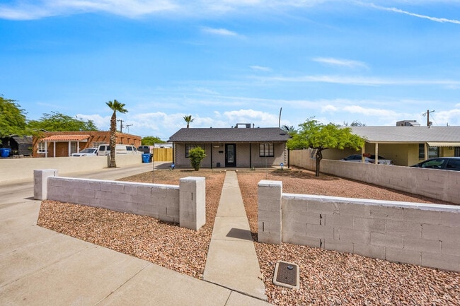 Foto del edificio - 9427 N 1st Ave