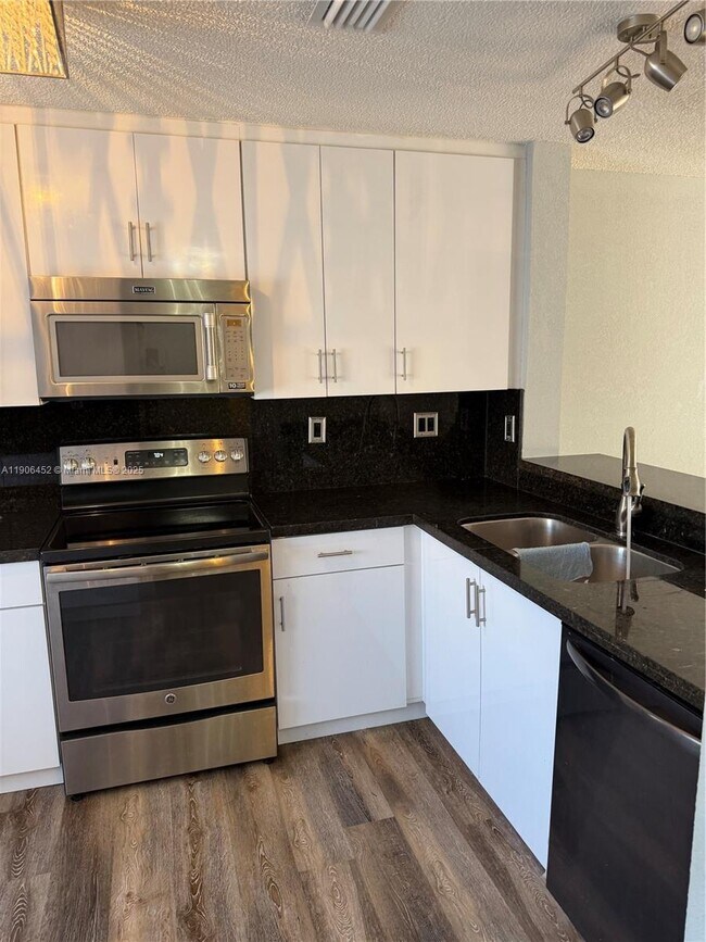 Foto del edificio - 13914 SW 178th St