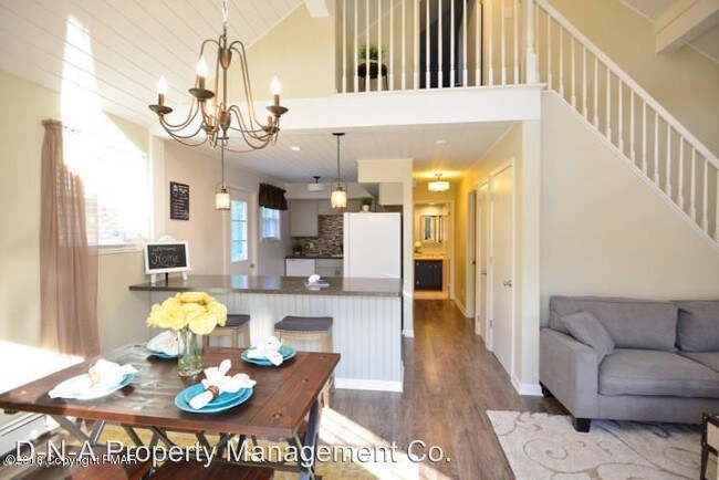 Building Photo - 3 br, 2 bath House - 225 Birchwood Dr