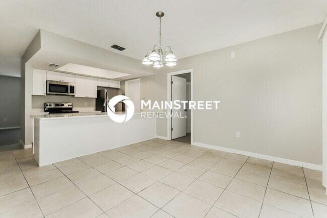Foto del edificio - 4 Bedroom Pet-Friendly Home in LAKELAND, F...