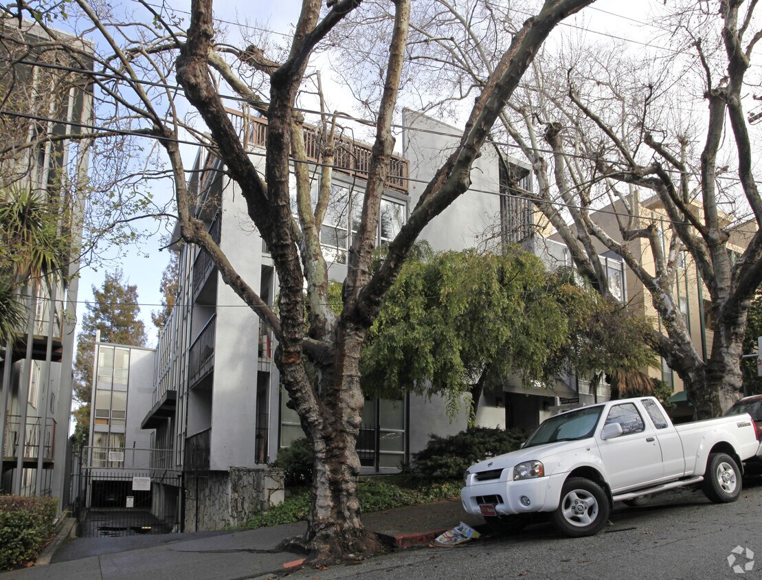 Primary Photo - 193 Montecito Ave
