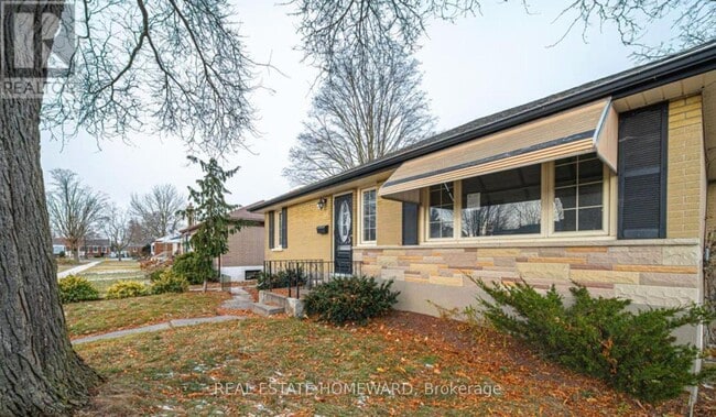 Building Photo - 668 Harold Dr