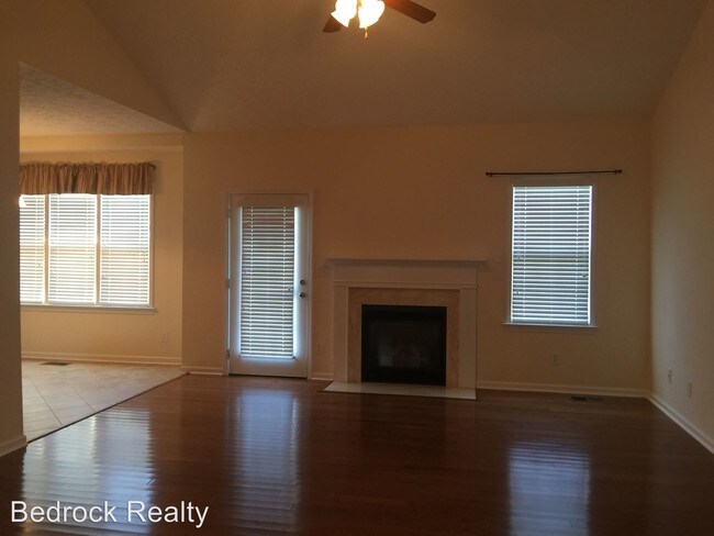 Foto del edificio - 3 br, 2.5 bath House - 414 Edwinstowe Avenue