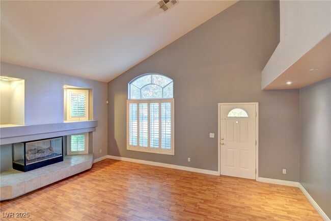 Building Photo - 5831 Salmon Falls St
