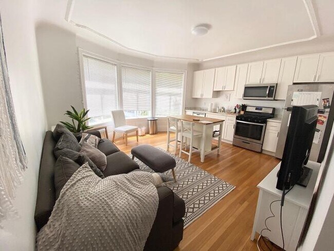 Foto del edificio - 3 bedroom in San Francisco CA 94108