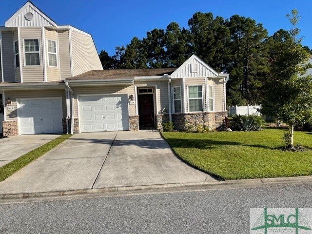 Foto principal - 404 Gov Treutlen Cir
