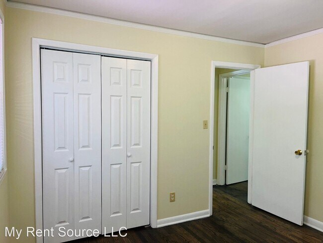 Foto del edificio - 3 br, 2 bath House - 31 Elaine Dr