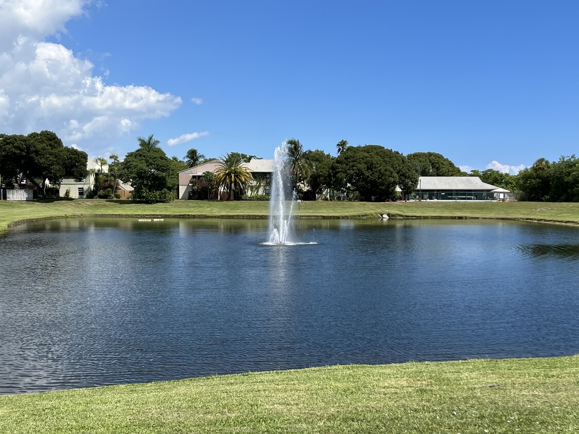 Crossings Circle - Apartments in Boynton Beach, FL | Apartments.com