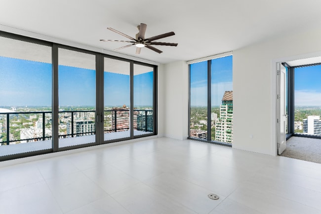 Photo - 301 1st St S (Saint Petersburg, FL) Apartment