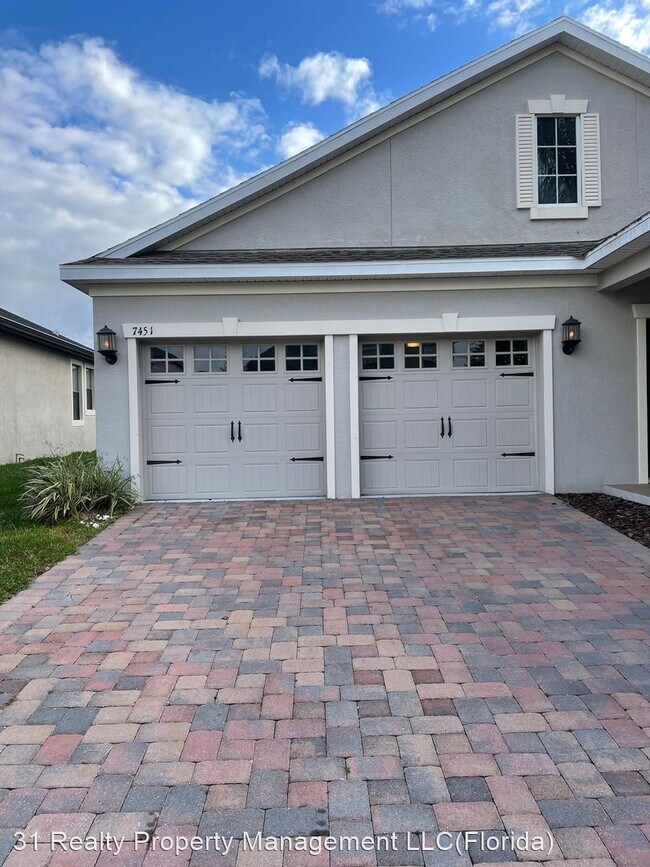 Foto del edificio - 3 br, 2 bath House - 7451 Fairgrove Avenue