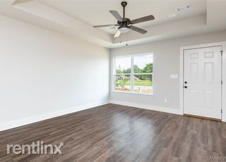 Building Photo - 3 br, 2 bath House - 6232 Burbank Crossing...