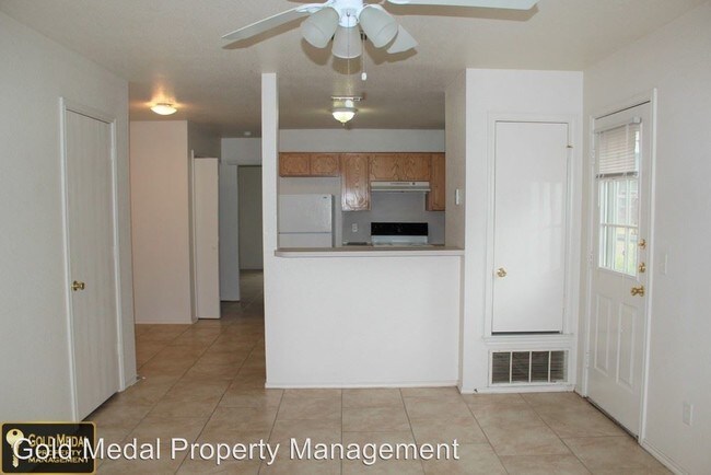 Building Photo - 4302 Sylvia Dr