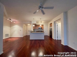 Foto del edificio - 7342 Oak Manor Dr