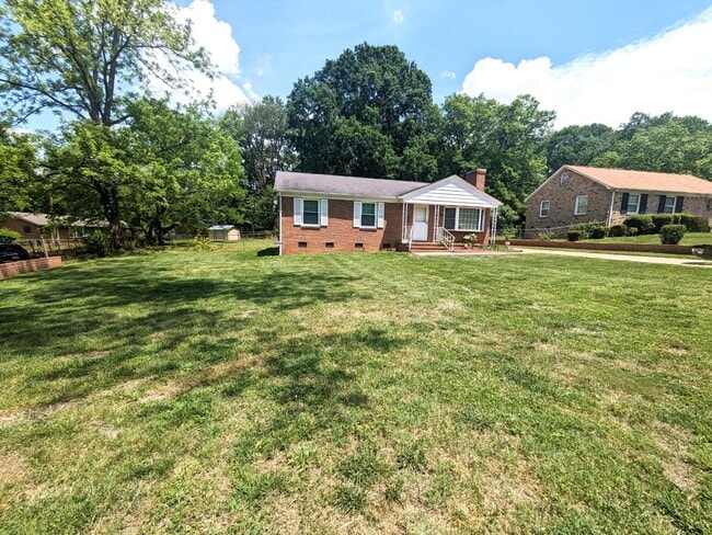 Building Photo - 3215 Barfield Dr