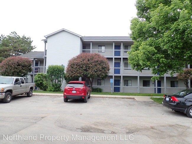 Building Photo - 2 br, 2 bath House - 621 Riverine Drive #304