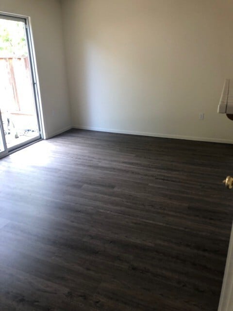 Building Photo - 1101 Vista Pointe Cir