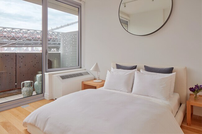 Building Photo - 325 Kent Ave