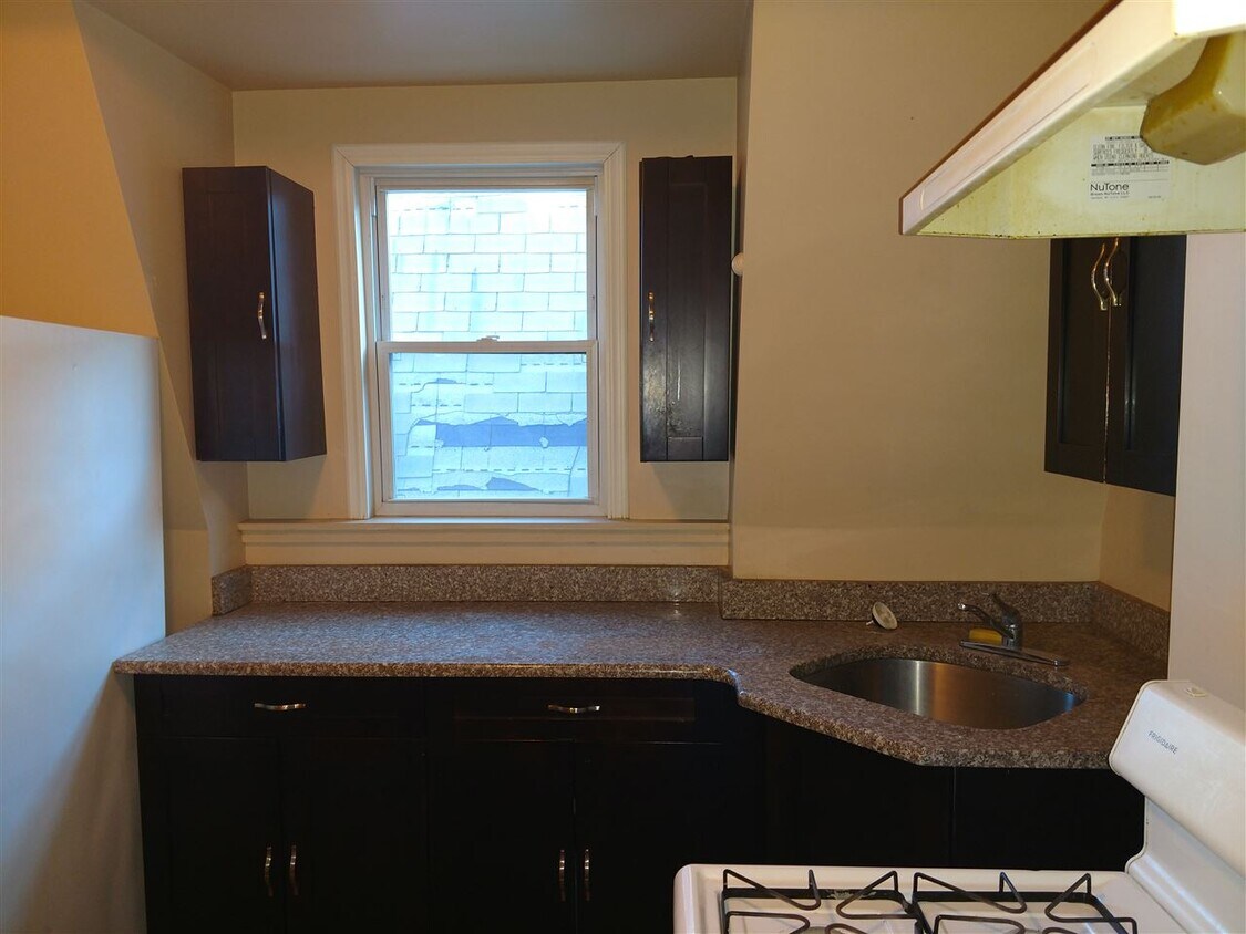 Primary Photo - 308 Arlington Ave