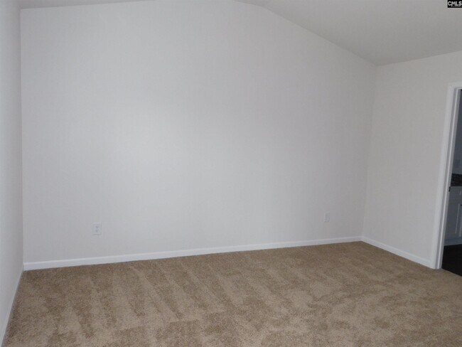 Foto del edificio - 228 Sundew Rd