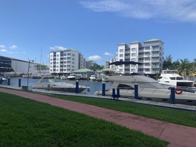 Foto del edificio - 1800 NW 24th Ave