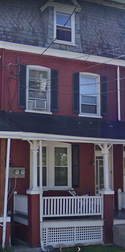 Building Photo - 254 E Ross St