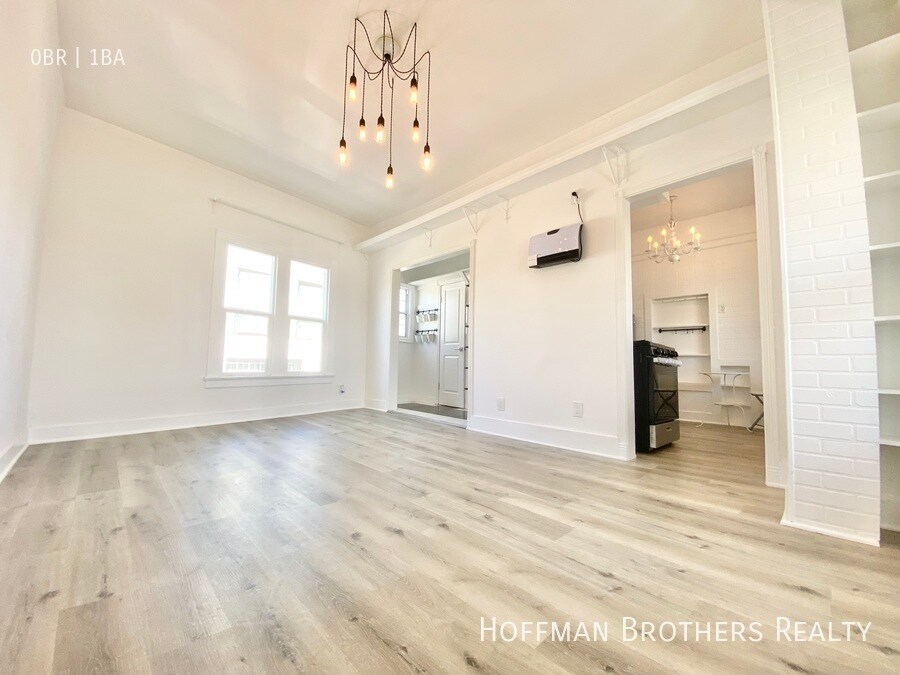 Foto principal - 8103 W 3rd St Los Angeles, CA 90048